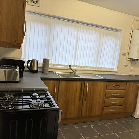 Cosy & Quiet House Close To Etihad And City Centre Manchester Exterior photo